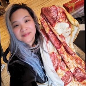 Meet your Posher, Crystal